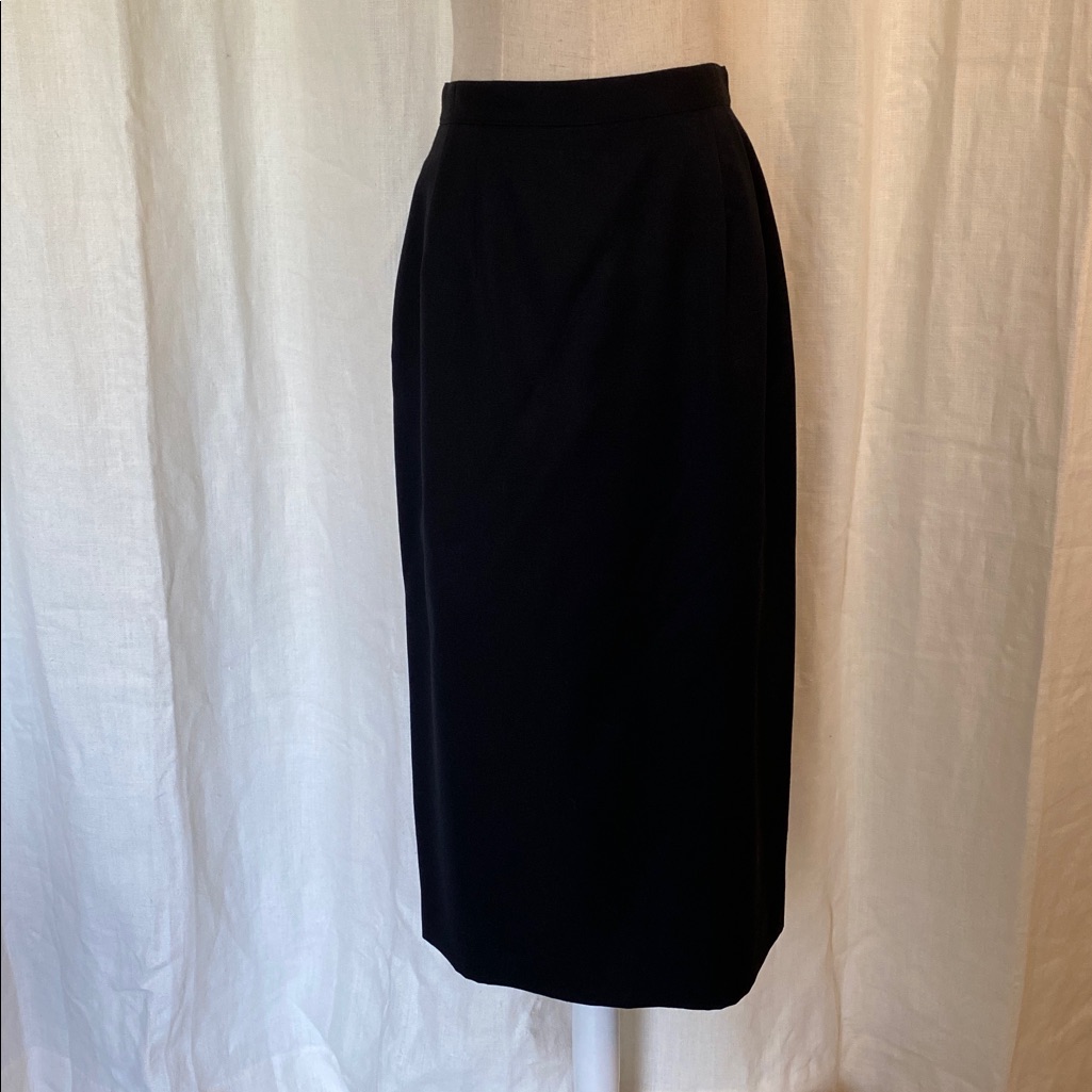 Harve Bernard By Bernard Holtzman Wool Pencil Skirt Harve Bernard By Bernard Holtzman Wool Pencil Skirt